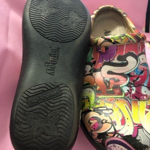 Algeria clogs
